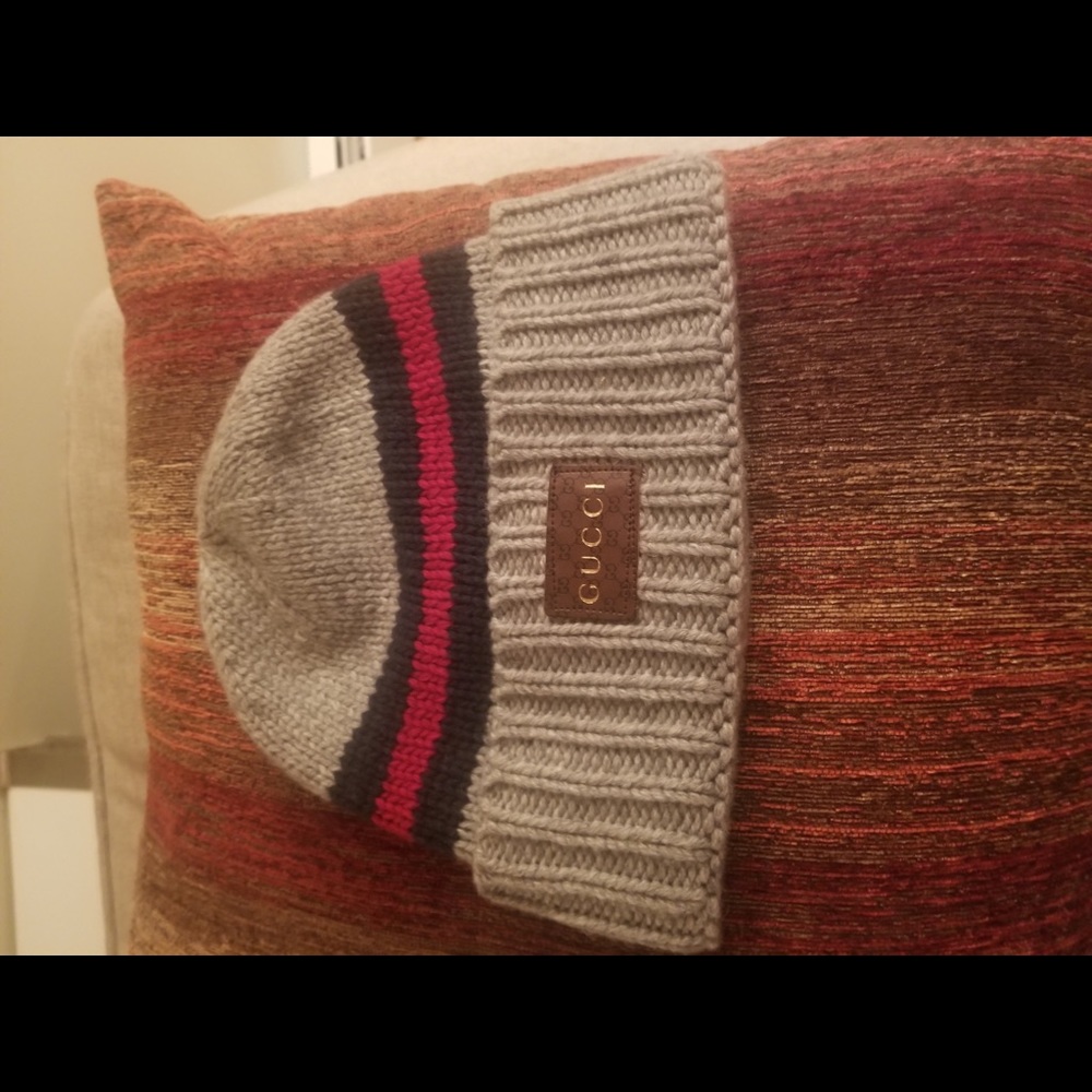 Gucci Beanie Web Design